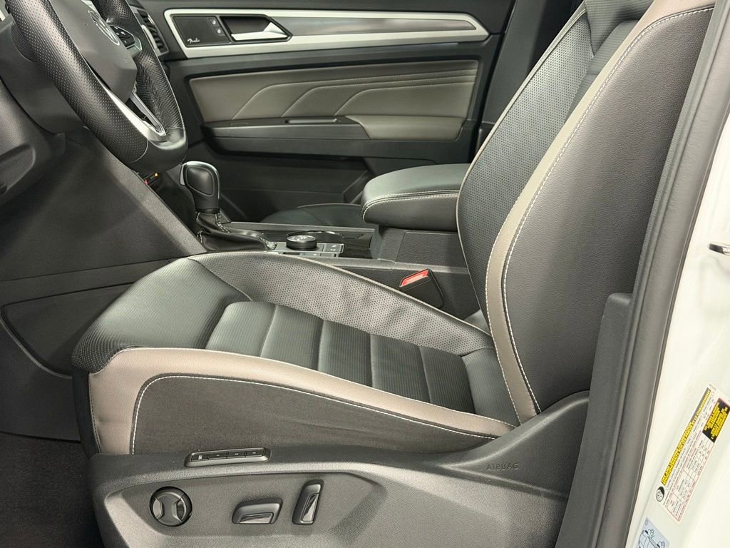 Used 2022 Volkswagen Atlas Cross Sport SEL Premium R-Line w/ Cross Sport MDO Package image 13