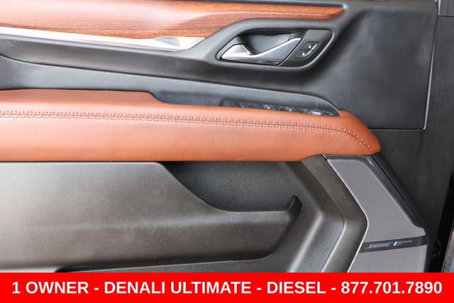 Used 2023 GMC Yukon Denali Ultimate AWD/4WD image 13