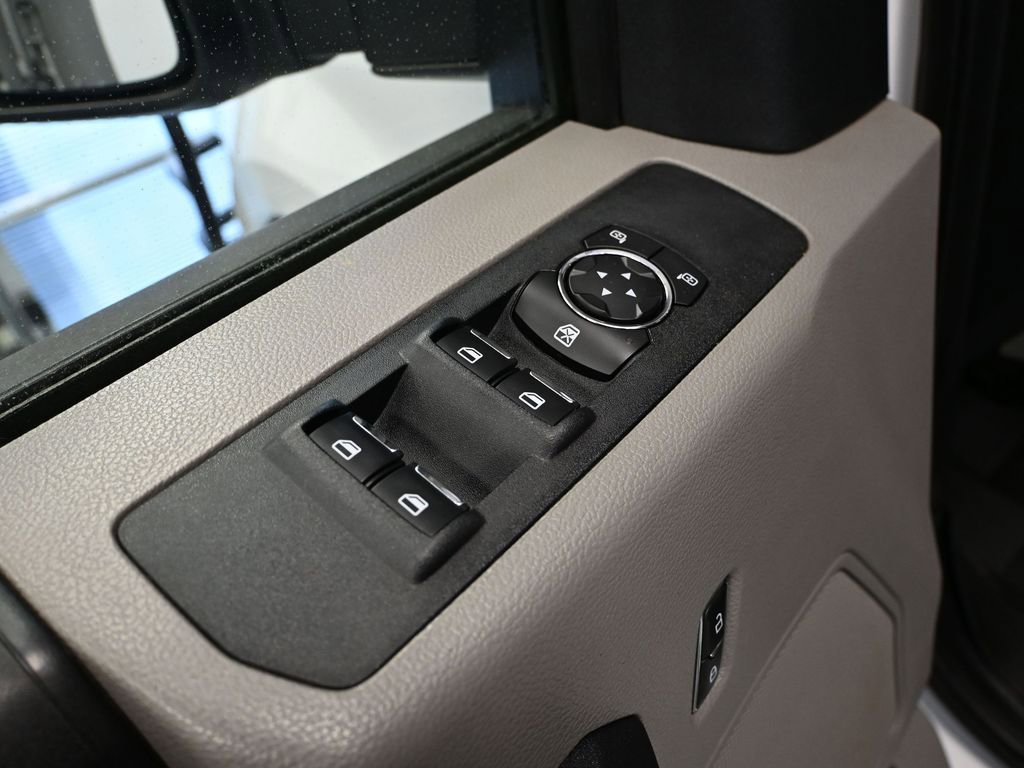 Used 2020 Ford F250 XL w/ STX Appearance Package image 21