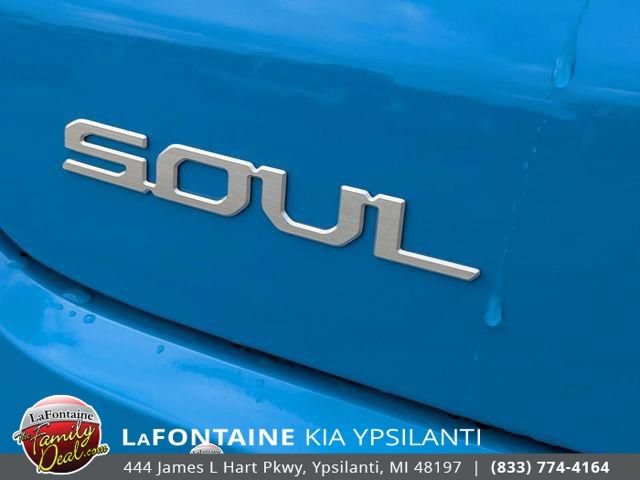Certified 2023 Kia Soul S FWD image 10