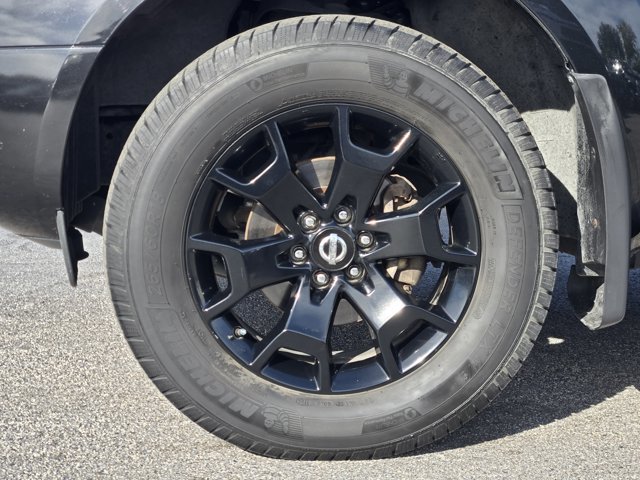 Used 2020 Nissan Frontier SV w/ Midnight Edition Floor Mats image 11