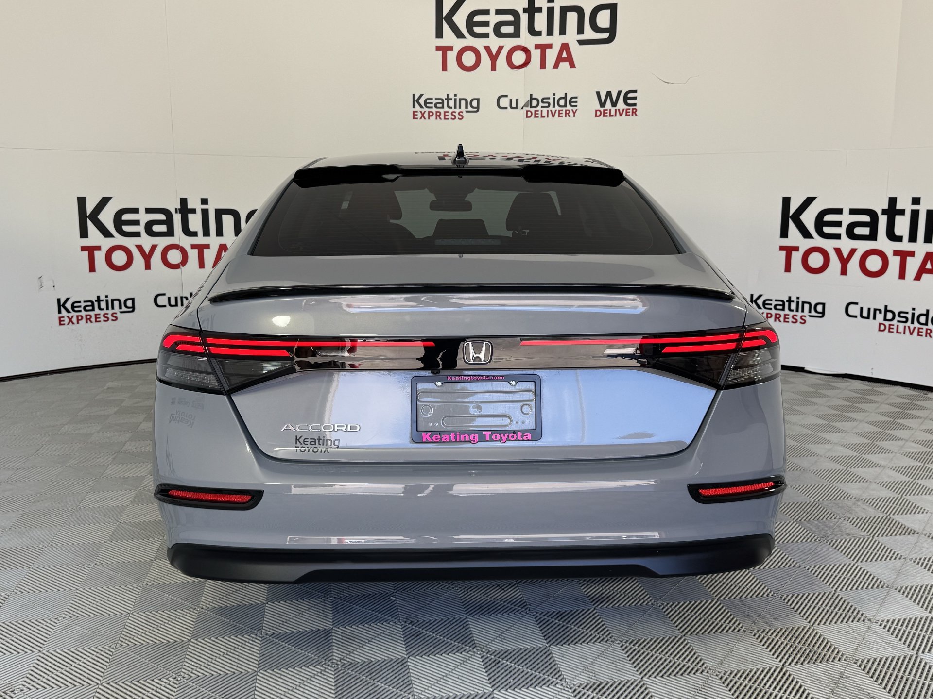 Used 2025 Honda Accord SE image 6