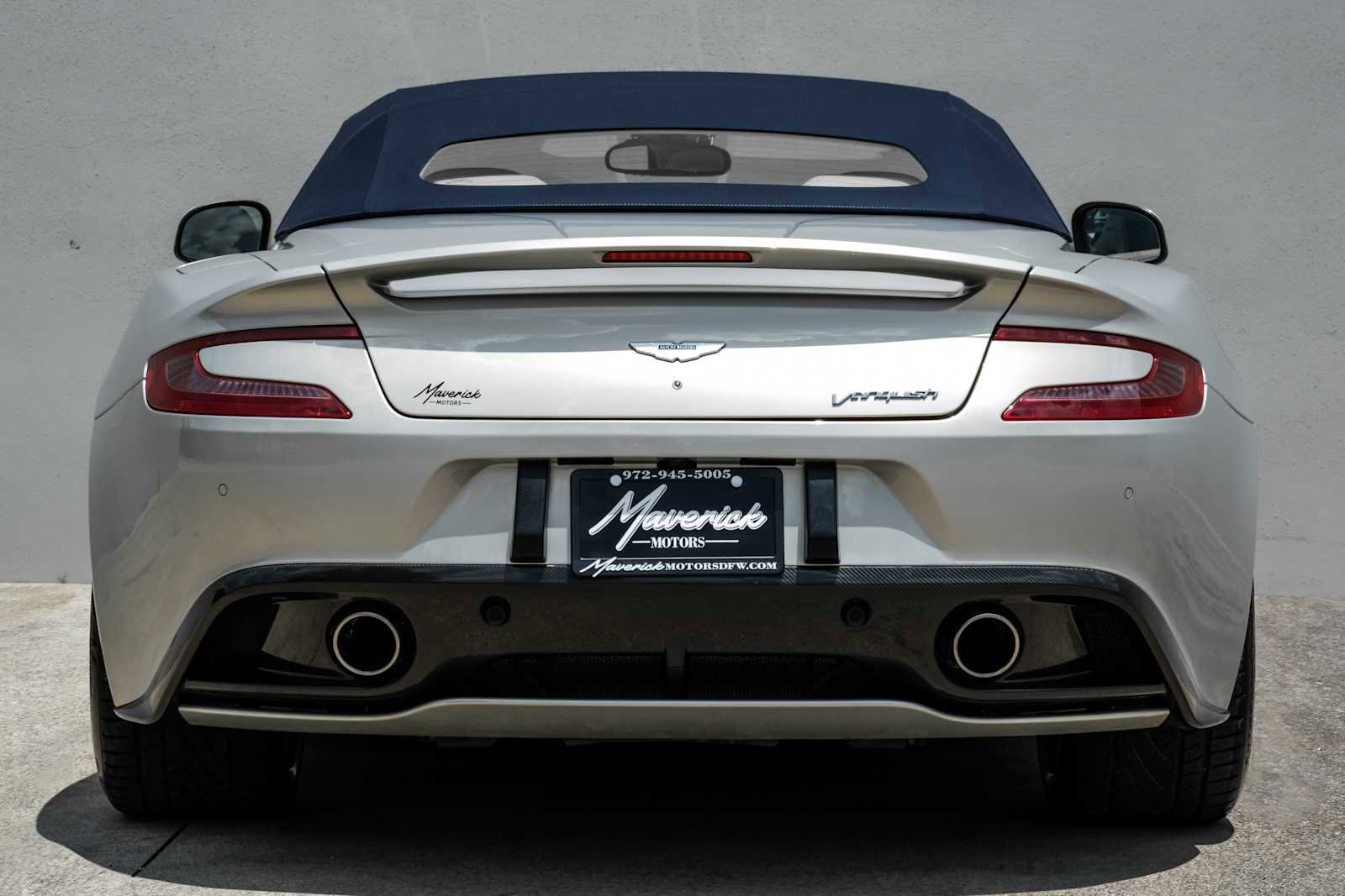 Used 2016 Aston Martin Vanquish Volante RWD image 17