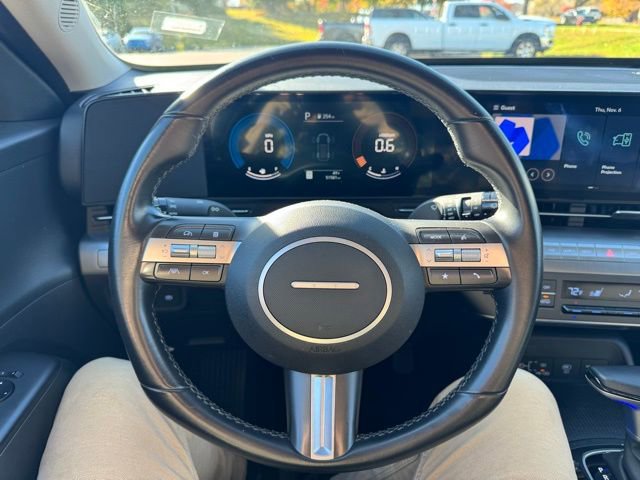 Used 2024 Hyundai Kona SEL image 17