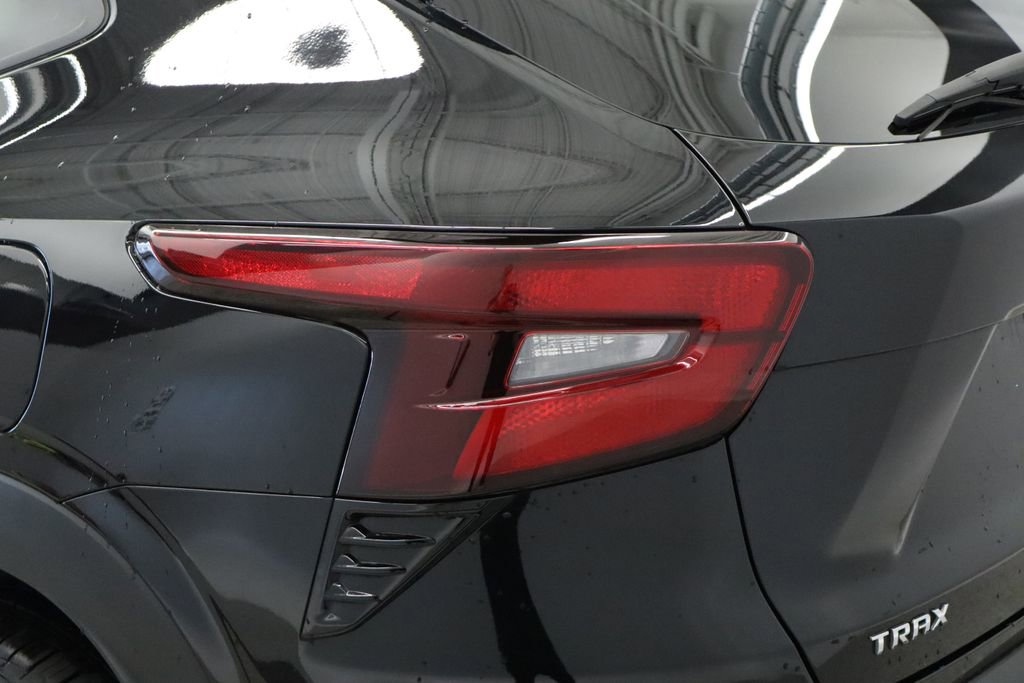 Used 2024 Chevrolet Trax ACTIV w/ Sunroof Package image 19