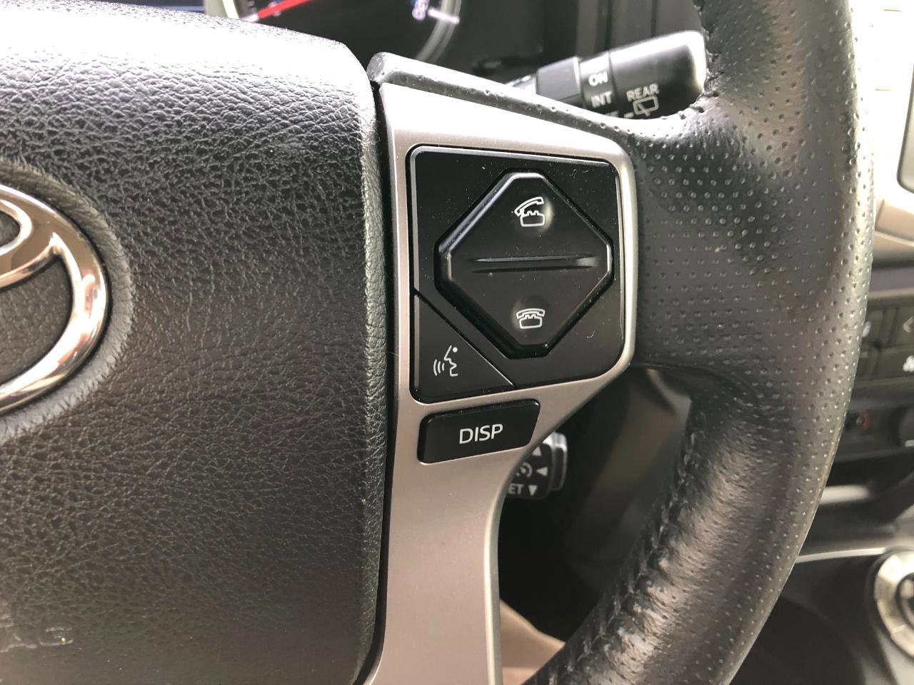 Used 2019 Toyota 4Runner Limited AWD/4WD image 18