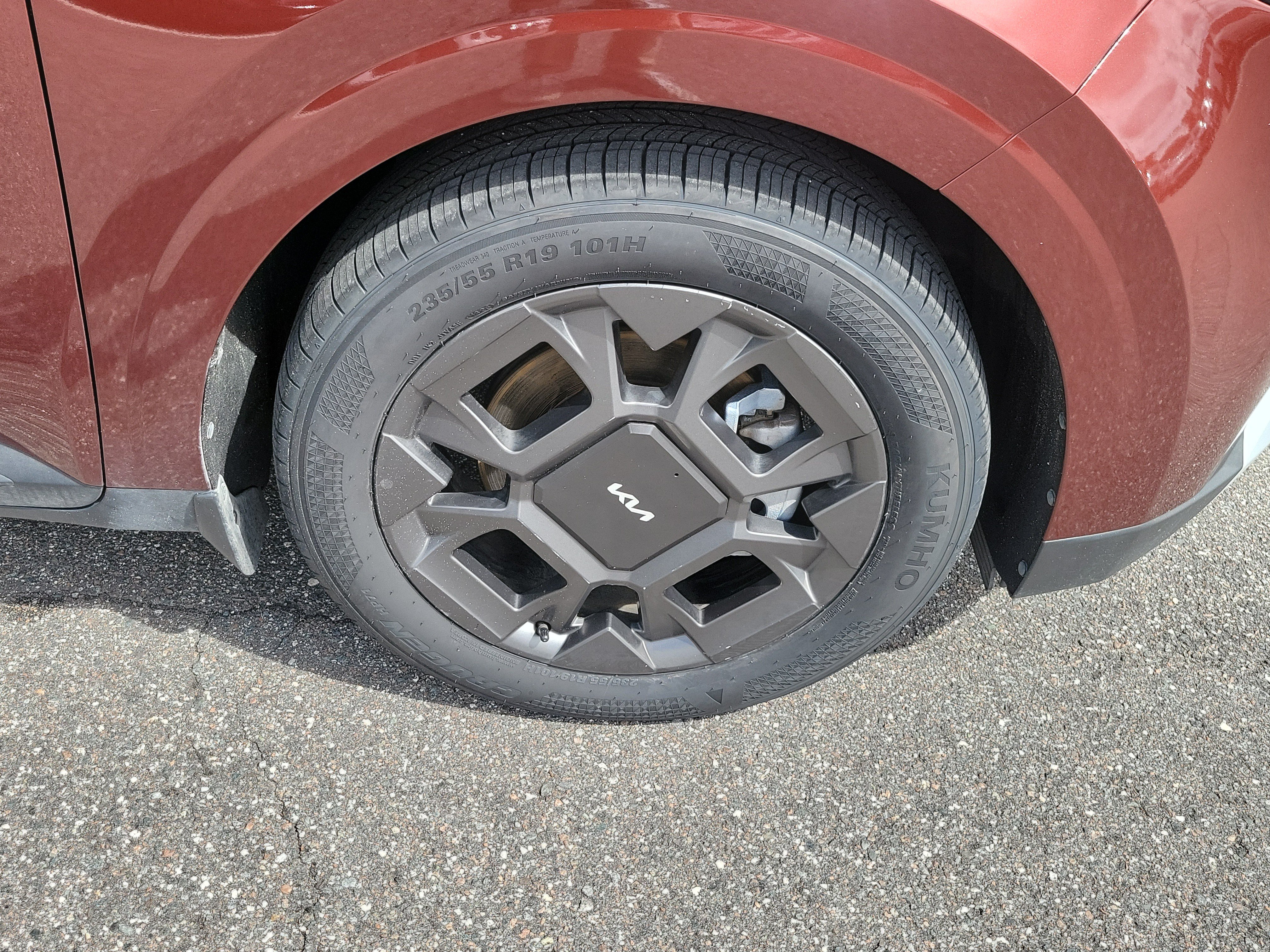 Certified 2025 Kia Carnival EX FWD image 39