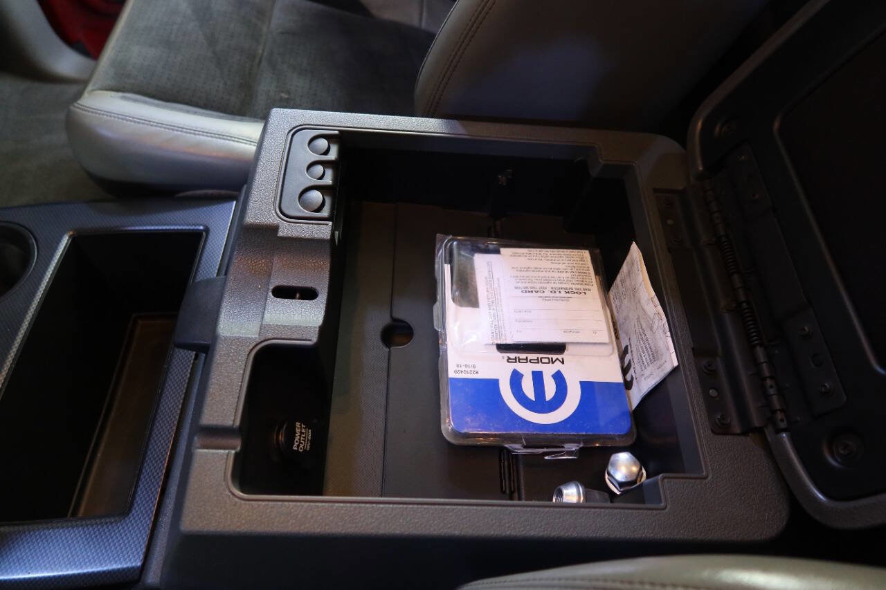 Used 2006 Dodge Ram 1500 Truck 2WD Quad Cab w/ Communication Pkg image 25