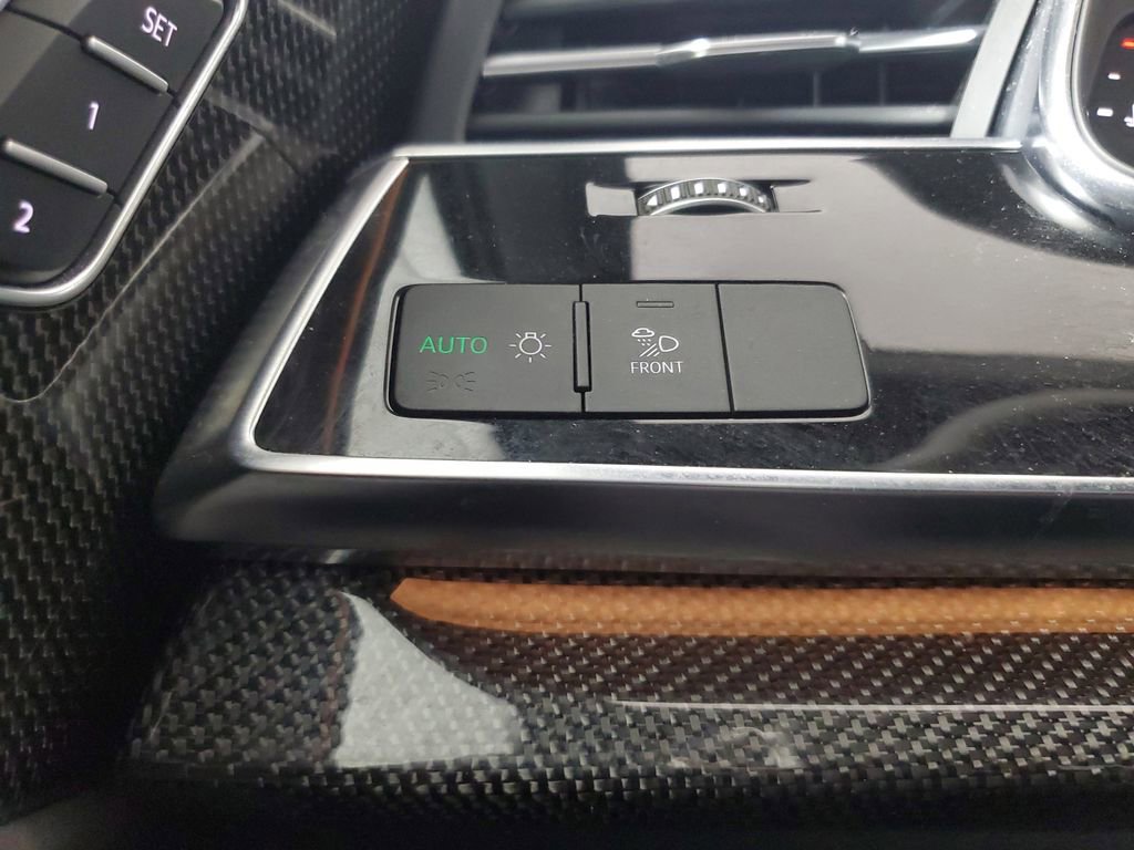 Used 2021 Audi SQ7 Premium Plus AWD/4WD image 34