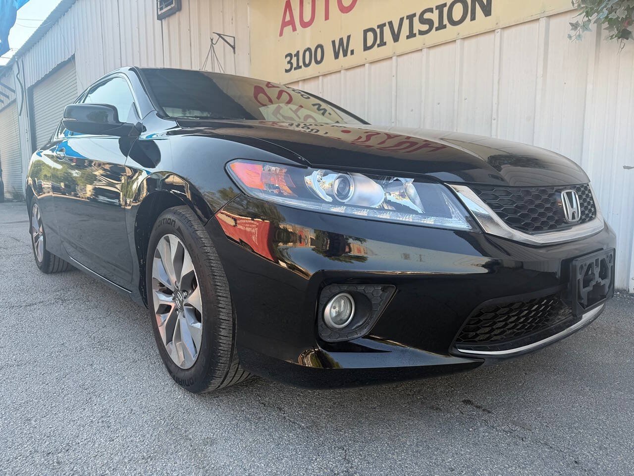 Used 2014 Honda Accord EX image 2