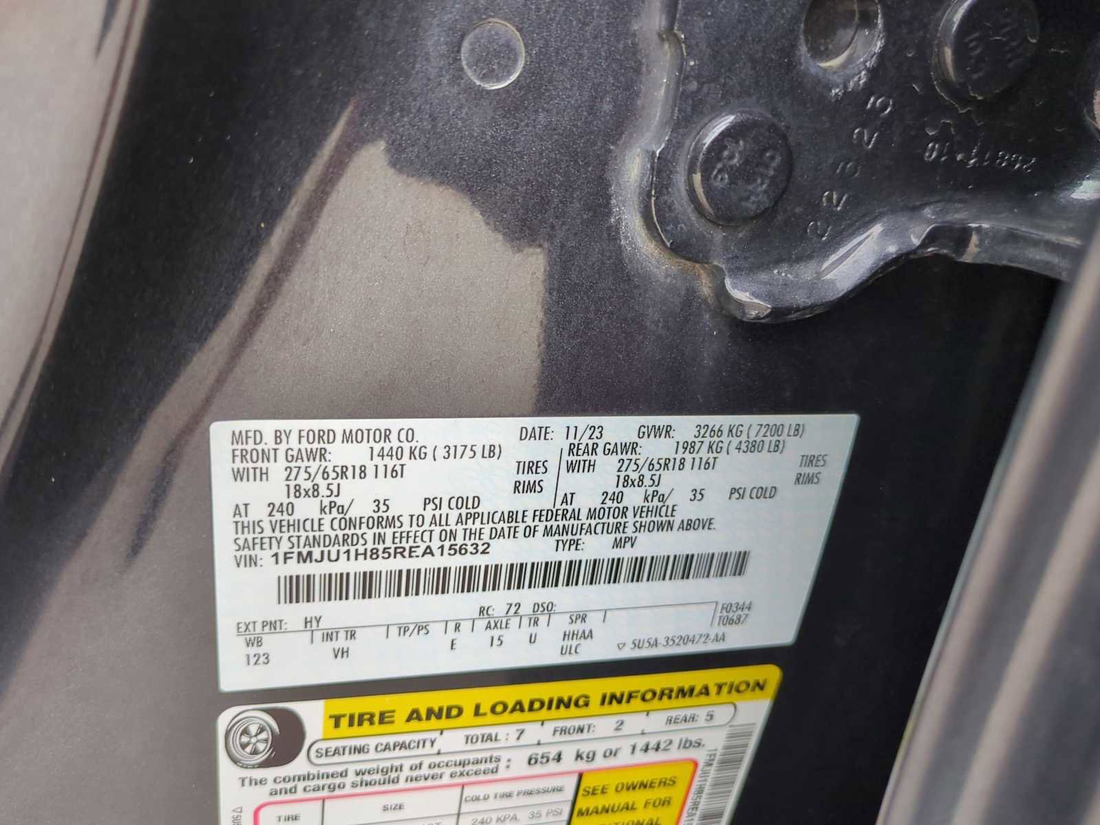 Used 2024 Ford Expedition XLT image 34