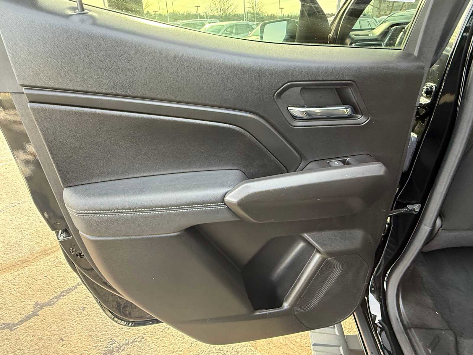 Used 2024 GMC Canyon Elevation w/ Convenience Package image 17