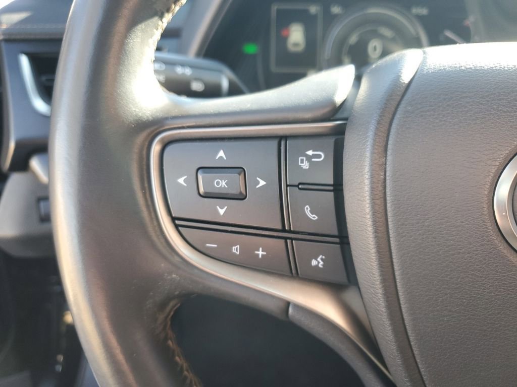 Used 2021 Lexus UX 250h 250h Base image 35