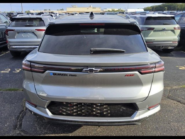 Used 2026 Chevrolet Equinox EV RS AWD/4WD image 6