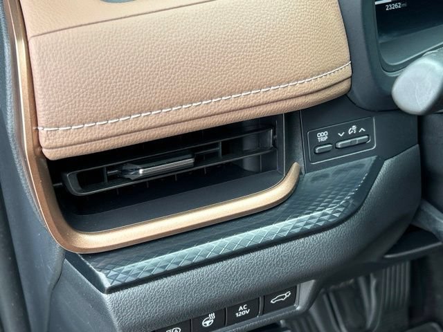 Used 2024 Toyota Grand Highlander AWD Hybrid image 21
