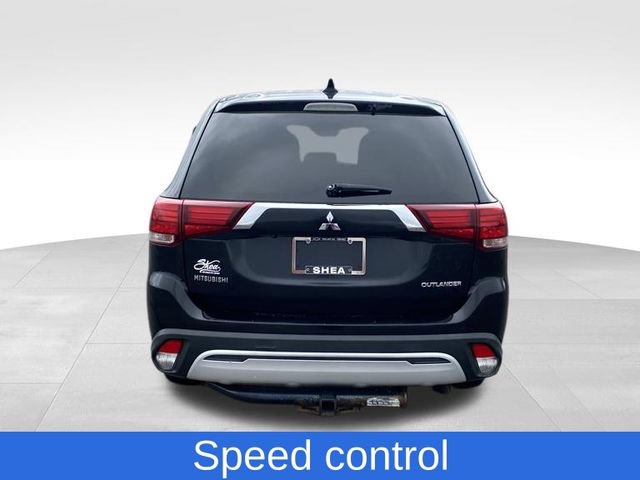 Used 2019 Mitsubishi Outlander ES FWD image 4