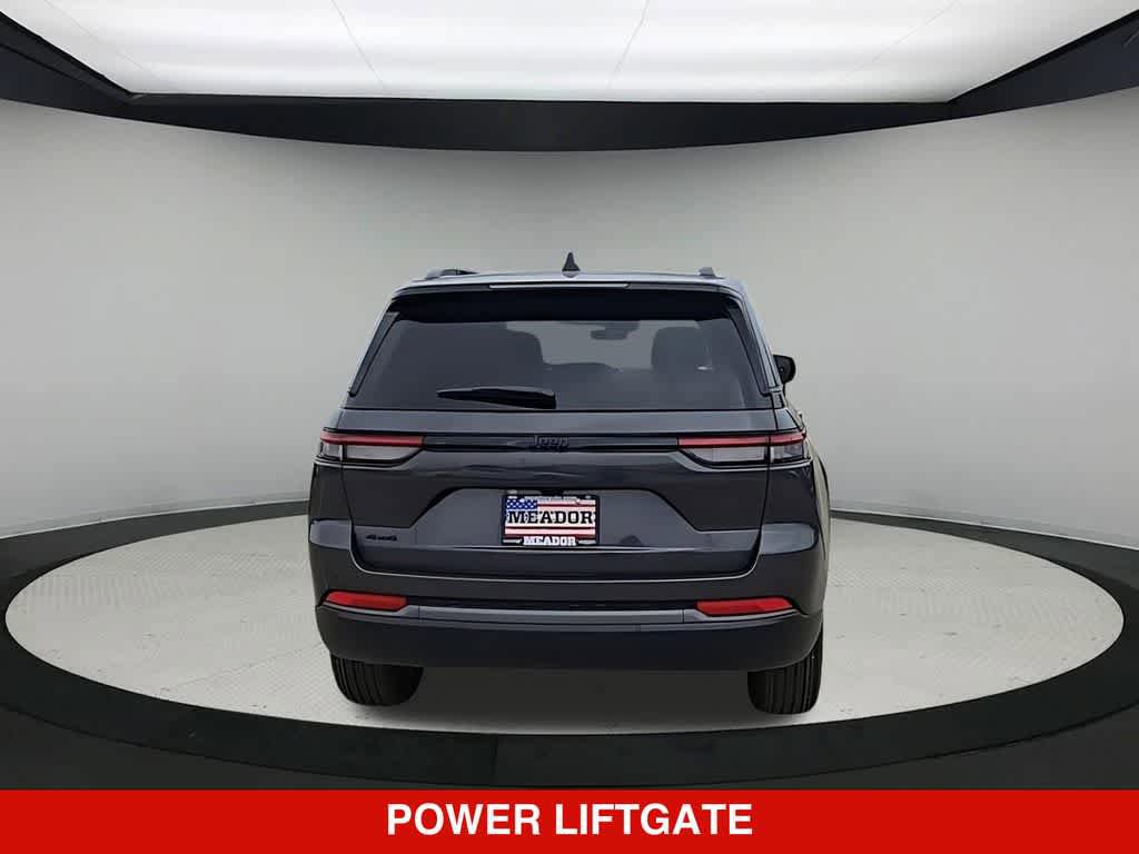 New 2026 Jeep Grand Cherokee Altitude AWD/4WD image 7