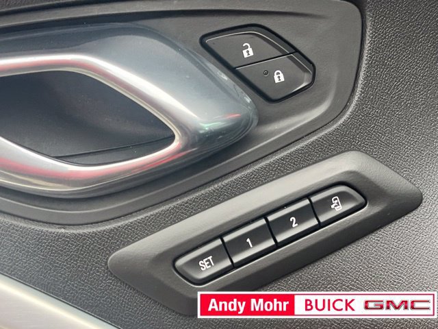 Used 2019 Chevrolet Camaro SS RWD image 26