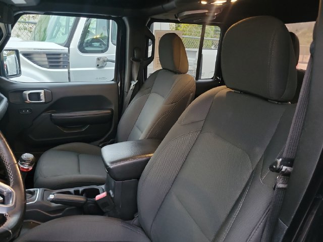 Used 2020 Jeep Gladiator Sport w/ Quick Order Package 23S AWD/4WD image 17