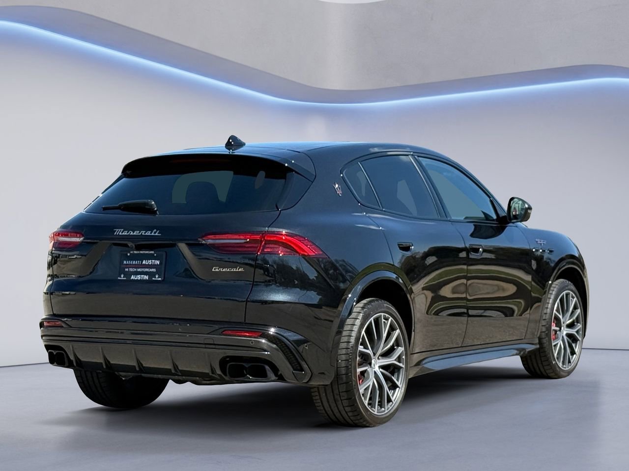 Certified 2024 Maserati Grecale Trofeo AWD/4WD image 5