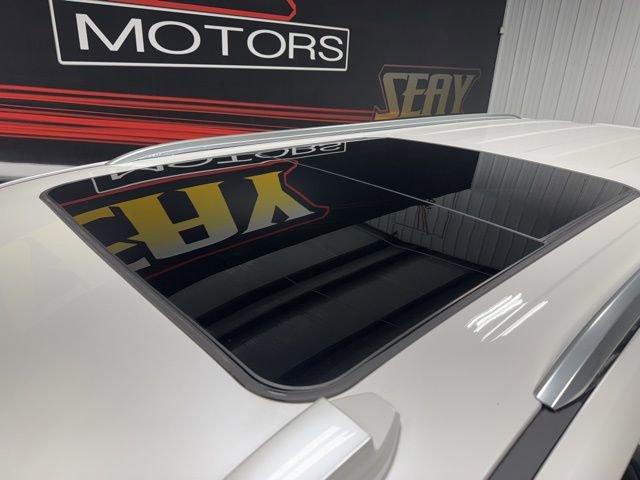 Used 2025 GMC Yukon XL Denali Ultimate image 8