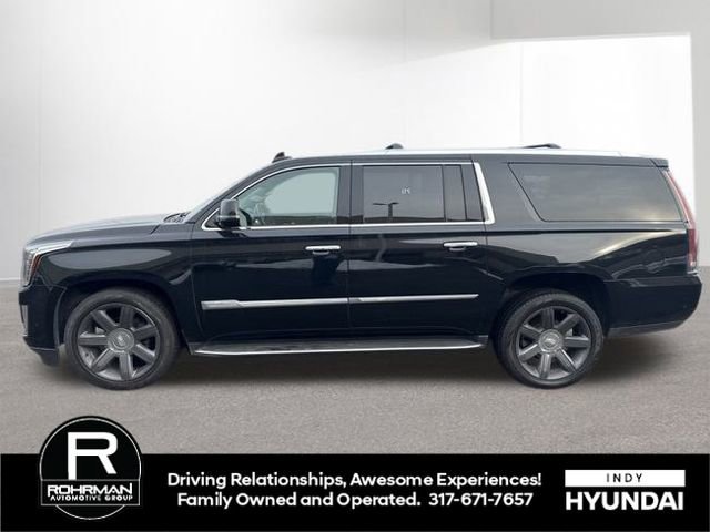 Used 2020 Cadillac Escalade ESV Luxury image 3