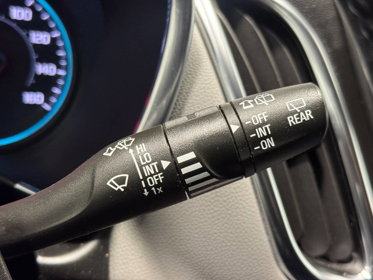 Used 2022 Chevrolet Equinox LT image 35