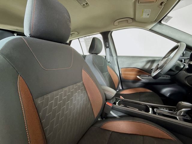 Used 2024 Nissan Kicks SR image 20