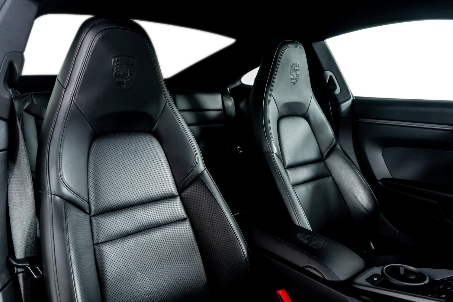 Used 2020 Porsche 911 Carrera 4S w/ Sport Package image 29