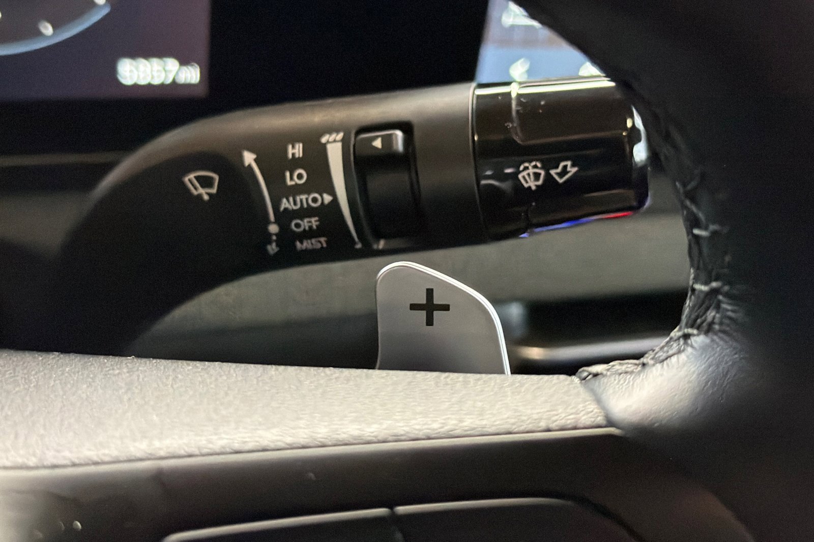 Certified 2025 Hyundai Santa Cruz Limited image 35