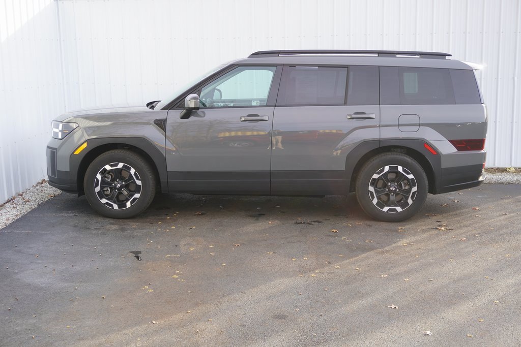 Used 2025 Hyundai Santa Fe SEL image 3