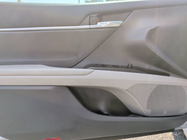 Used 2023 Toyota Camry SE FWD image 13