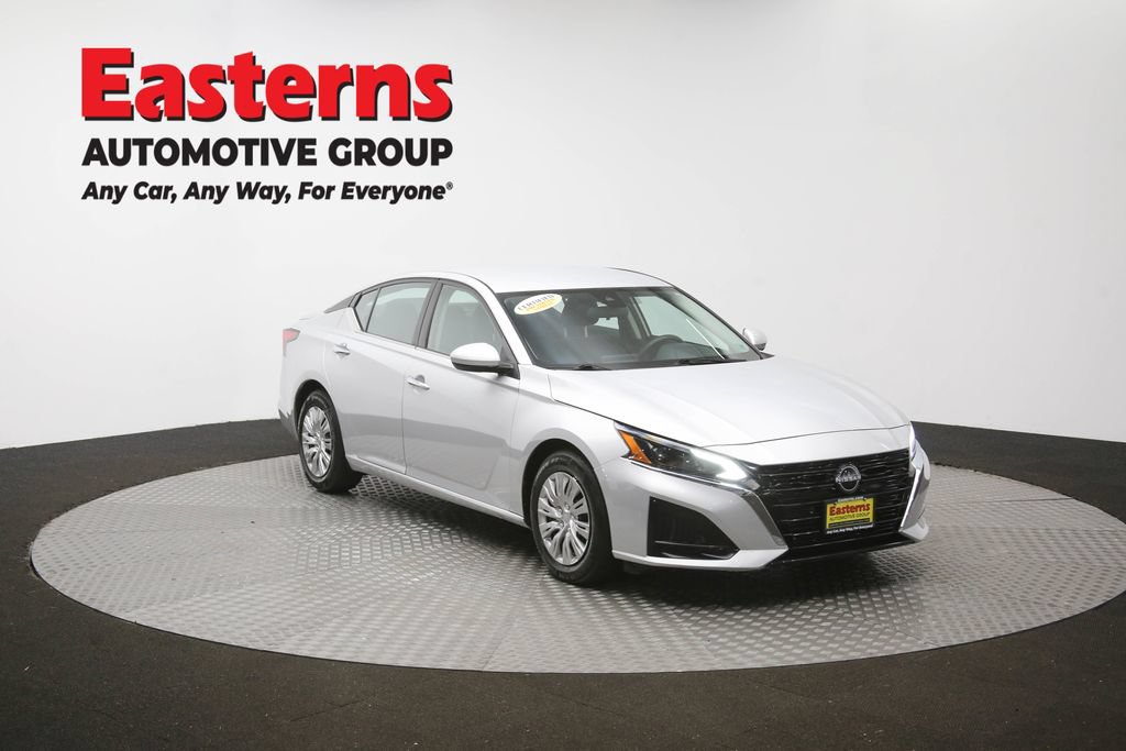 Used 2023 Nissan Altima 2.5 S FWD image 48