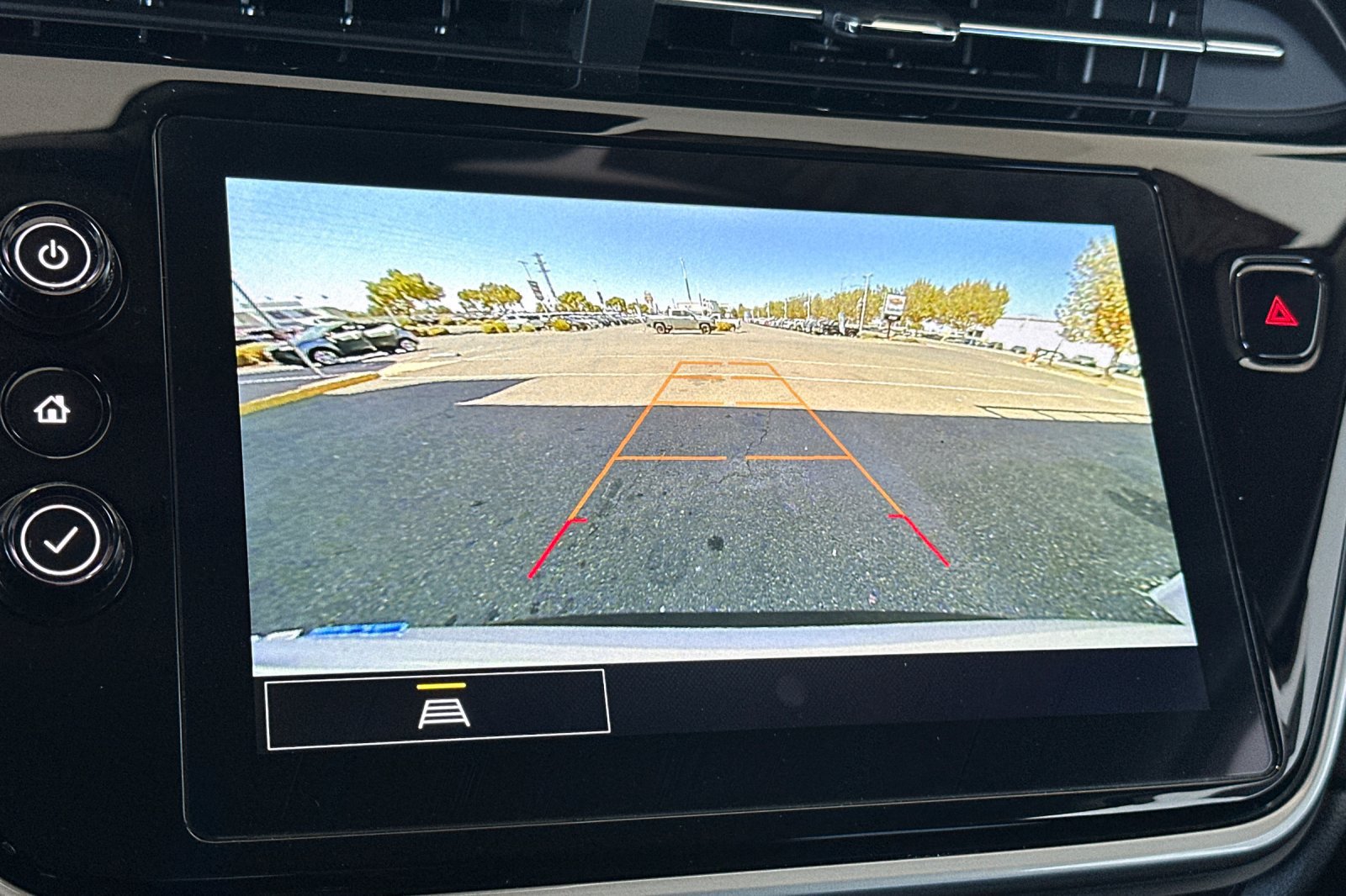 Used 2023 Chevrolet Bolt EUV LT w/ Driver Confidence Package FWD image 19