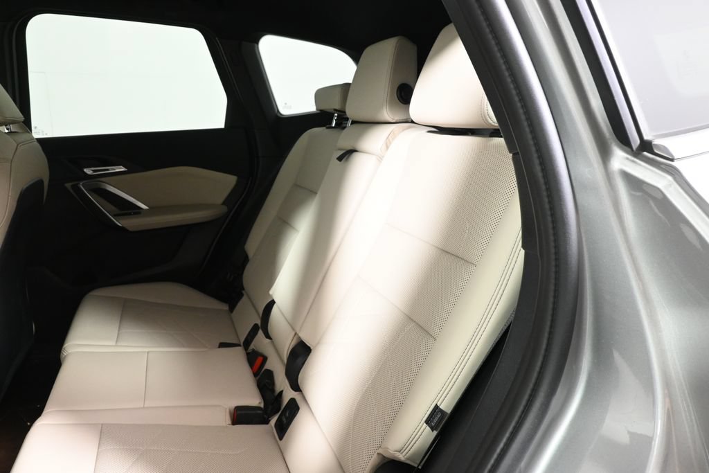 Certified 2025 BMW X1 xDrive28i w/ Technology Package AWD/4WD image 6