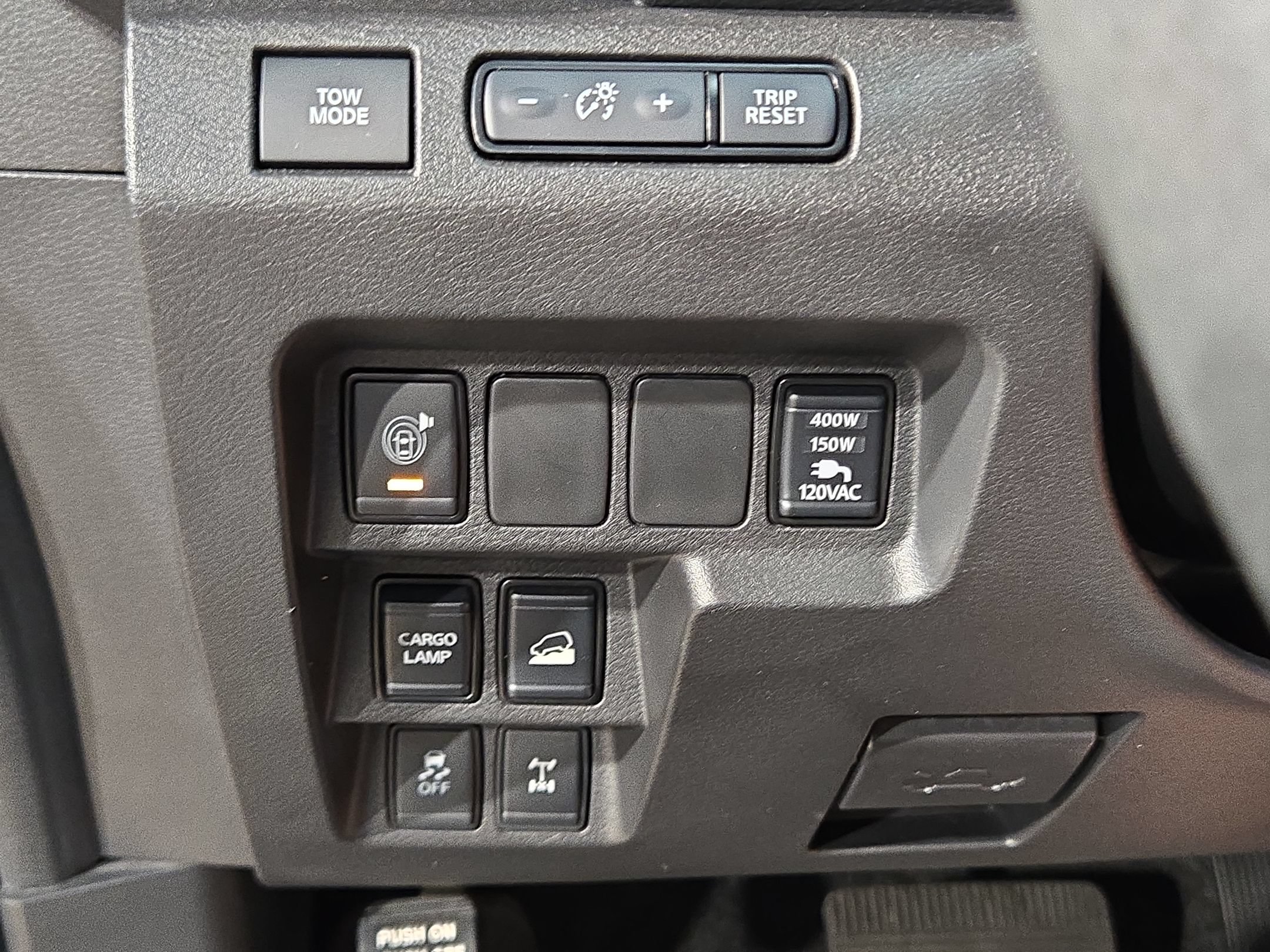 Used 2023 Nissan Frontier PRO-4X w/ Pro Convenience Package AWD/4WD image 24