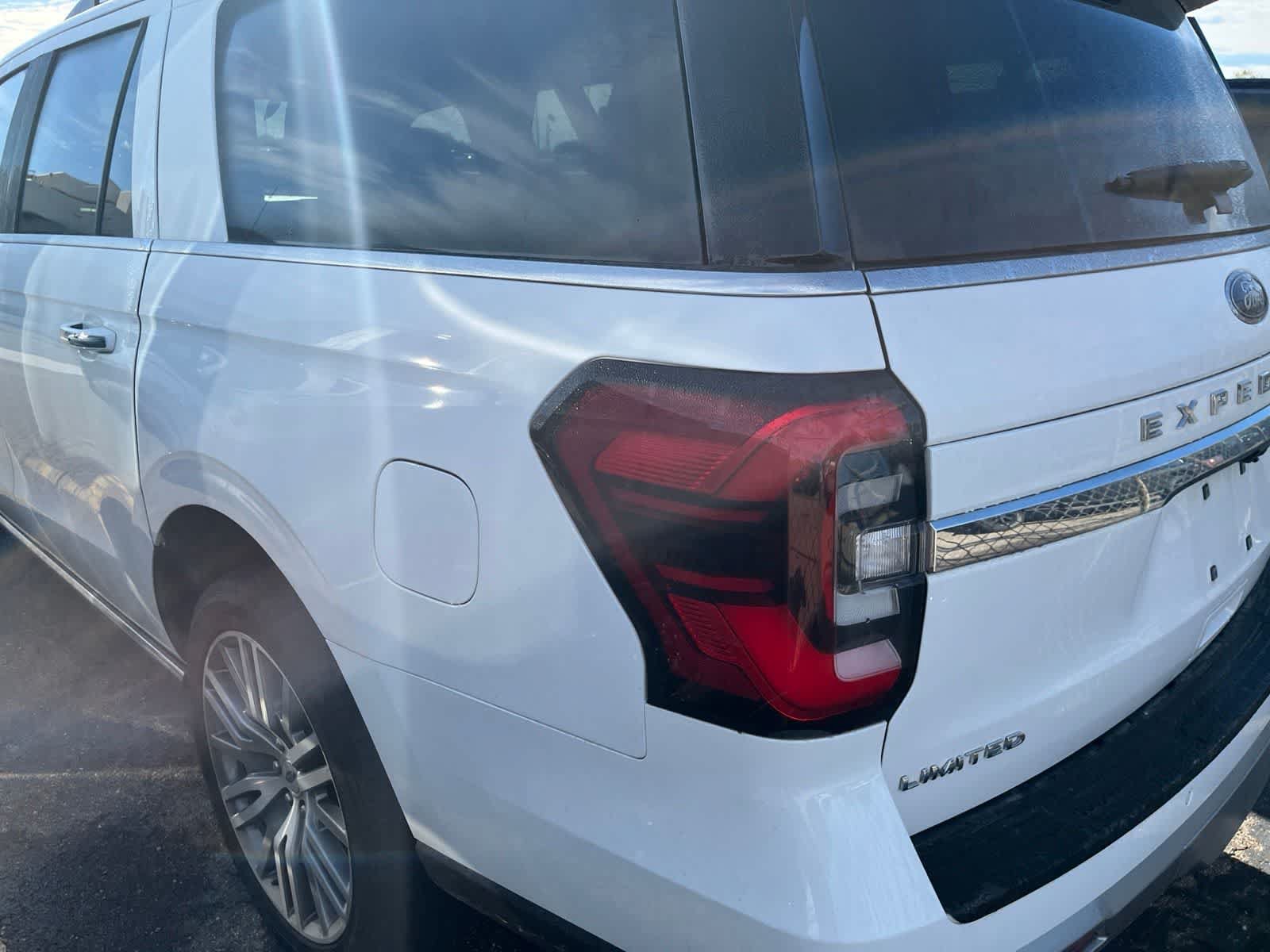 Used 2023 Ford Expedition Max Limited AWD/4WD image 9