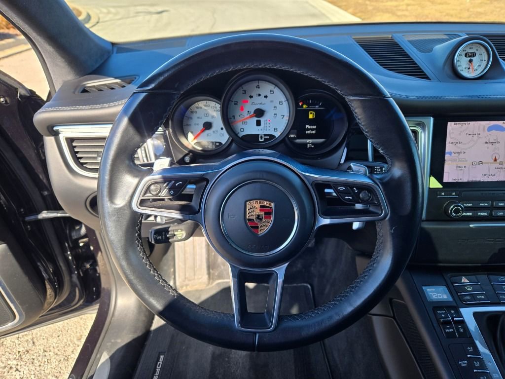 Used 2017 Porsche Macan Turbo image 32