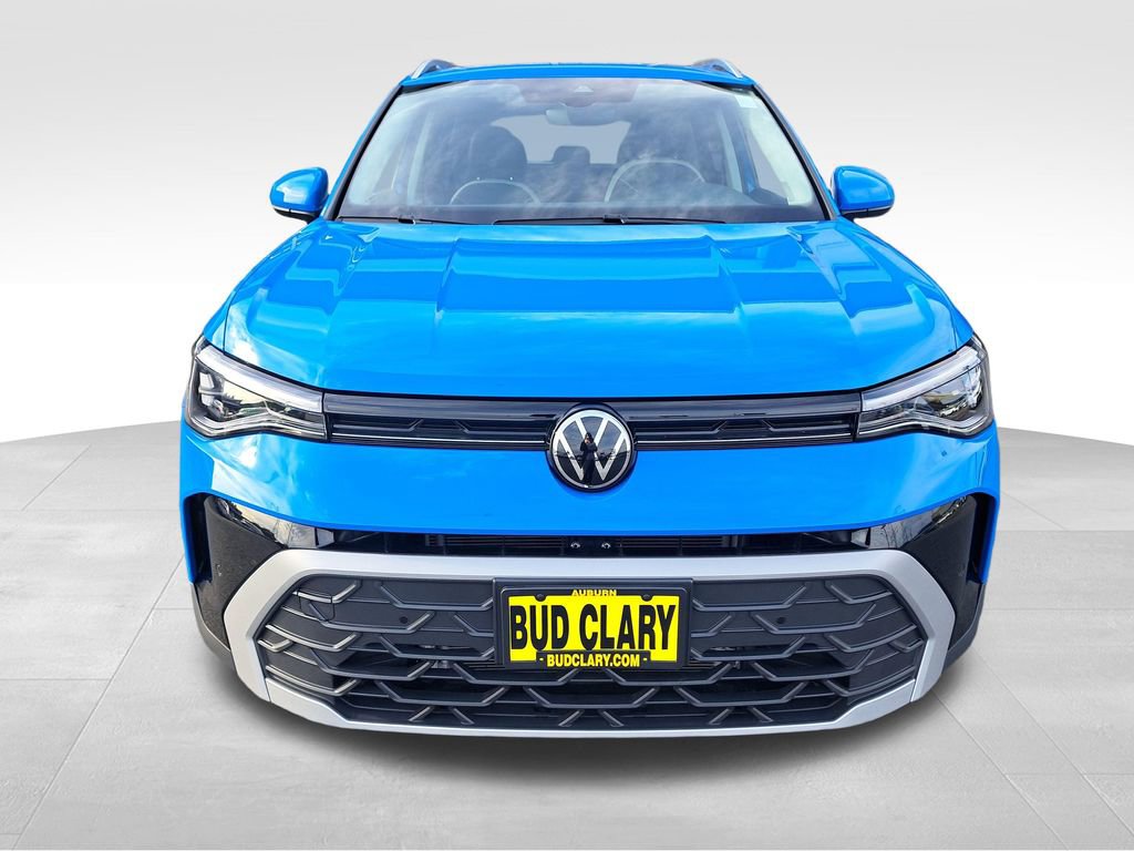 Used 2025 Volkswagen Taos SE AWD/4WD image 9