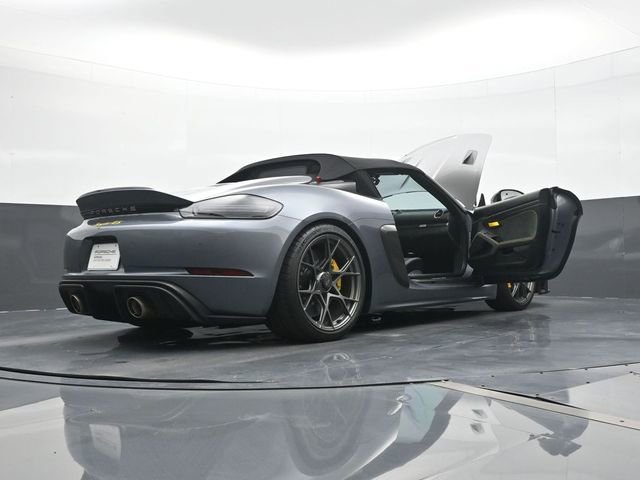 Certified 2025 Porsche 718 Boxster Spyder RS RWD image 21