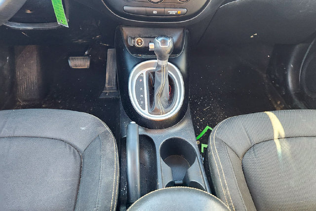 Used 2016 Kia Soul + FWD image 12