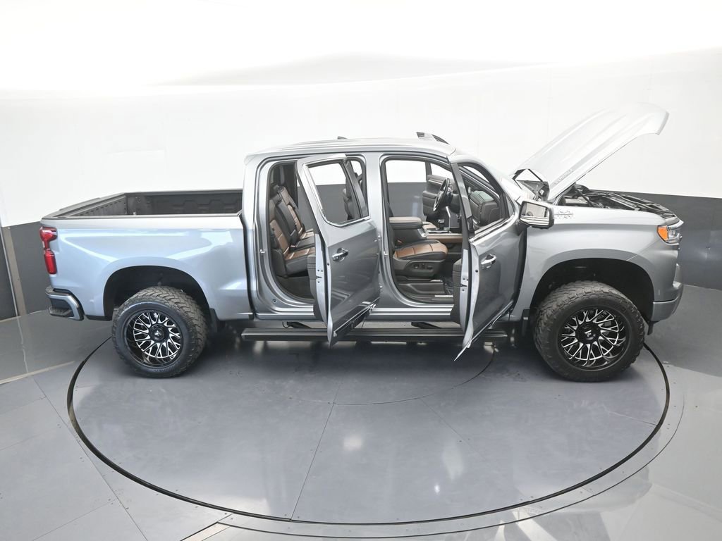 Used 2023 Chevrolet Silverado 1500 High Country w/ Technology Package image 84