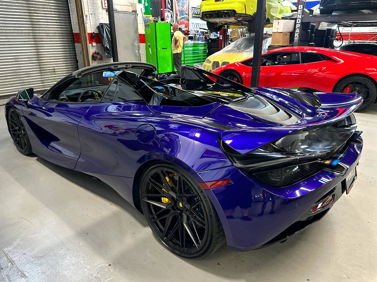 Used 2023 McLaren 720S Performance image 9