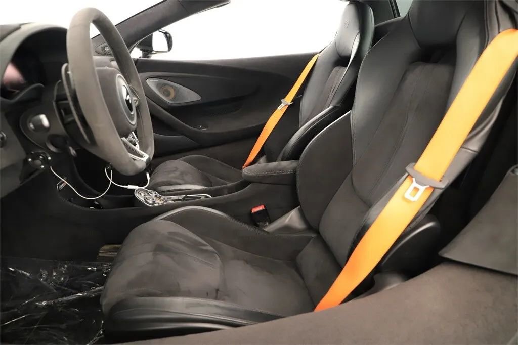 Used 2020 McLaren 600LT Spider RWD image 15