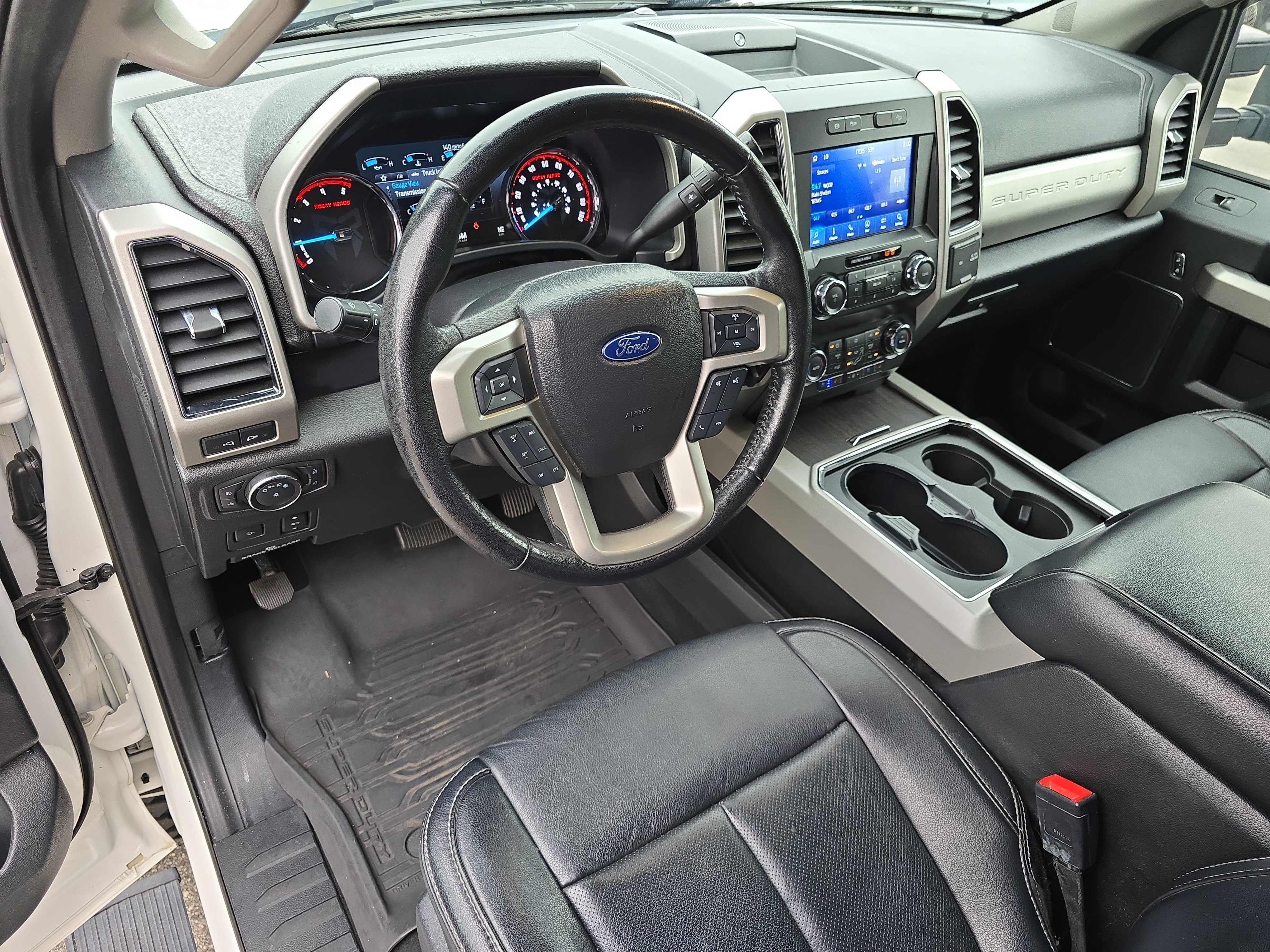 Used 2021 Ford F250 Lariat w/ Lariat Ultimate Package AWD/4WD image 15