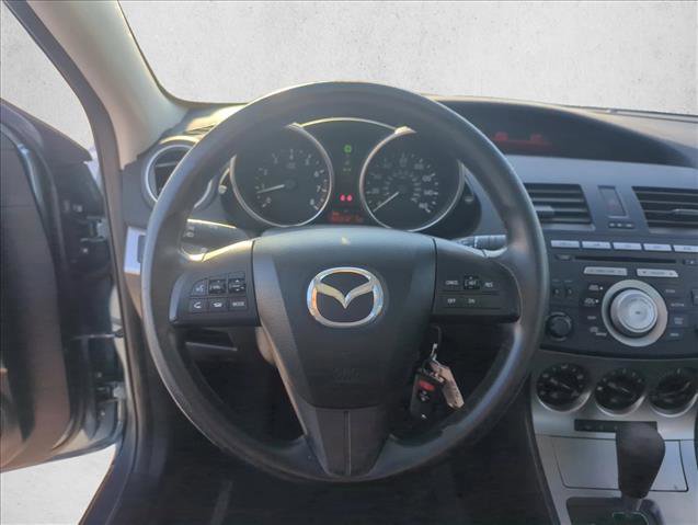 Used 2011 MAZDA MAZDA3 i Touring image 10
