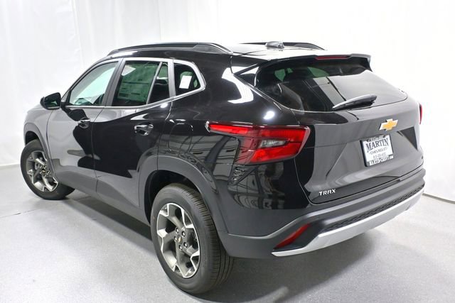 New 2026 Chevrolet Trax LT w/ Driver Confidence Package image 5
