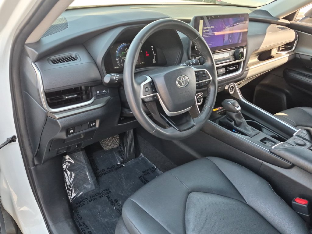 Used 2024 Toyota Grand Highlander AWD image 8