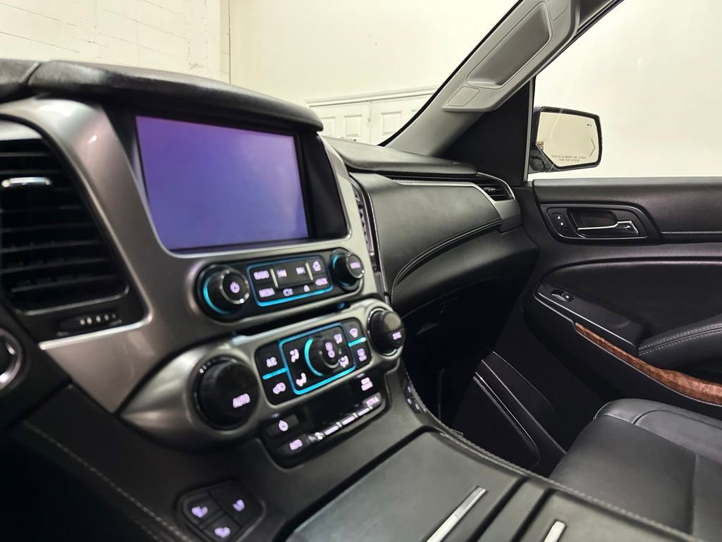 Used 2018 Chevrolet Tahoe Premier w/ RST 6.2L Performance Edition AWD/4WD image 35