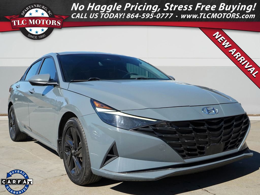 Used 2022 Hyundai Elantra SEL w/ Convenience Package image 1